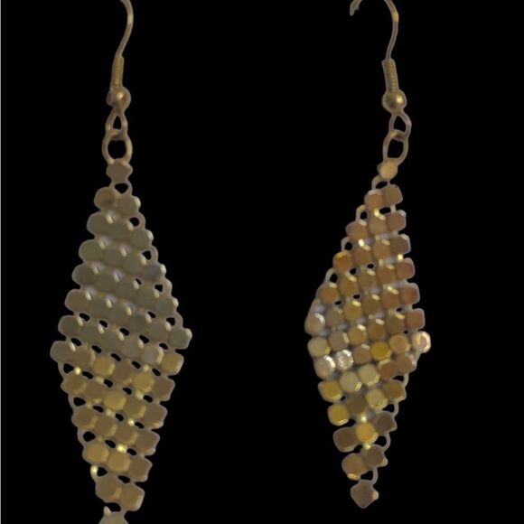 Lot 2 pair gold silver dangling mesh earrings pierced 2.5” long - Picture 5 of 8